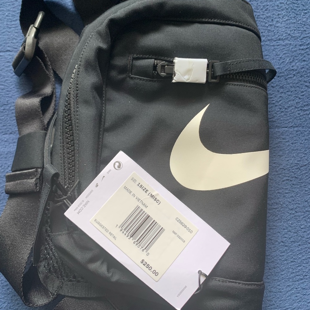 Nike MMW CHEST RIG